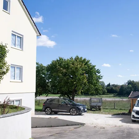Lägenhet W&p Living Mit Balkon Parkplatz